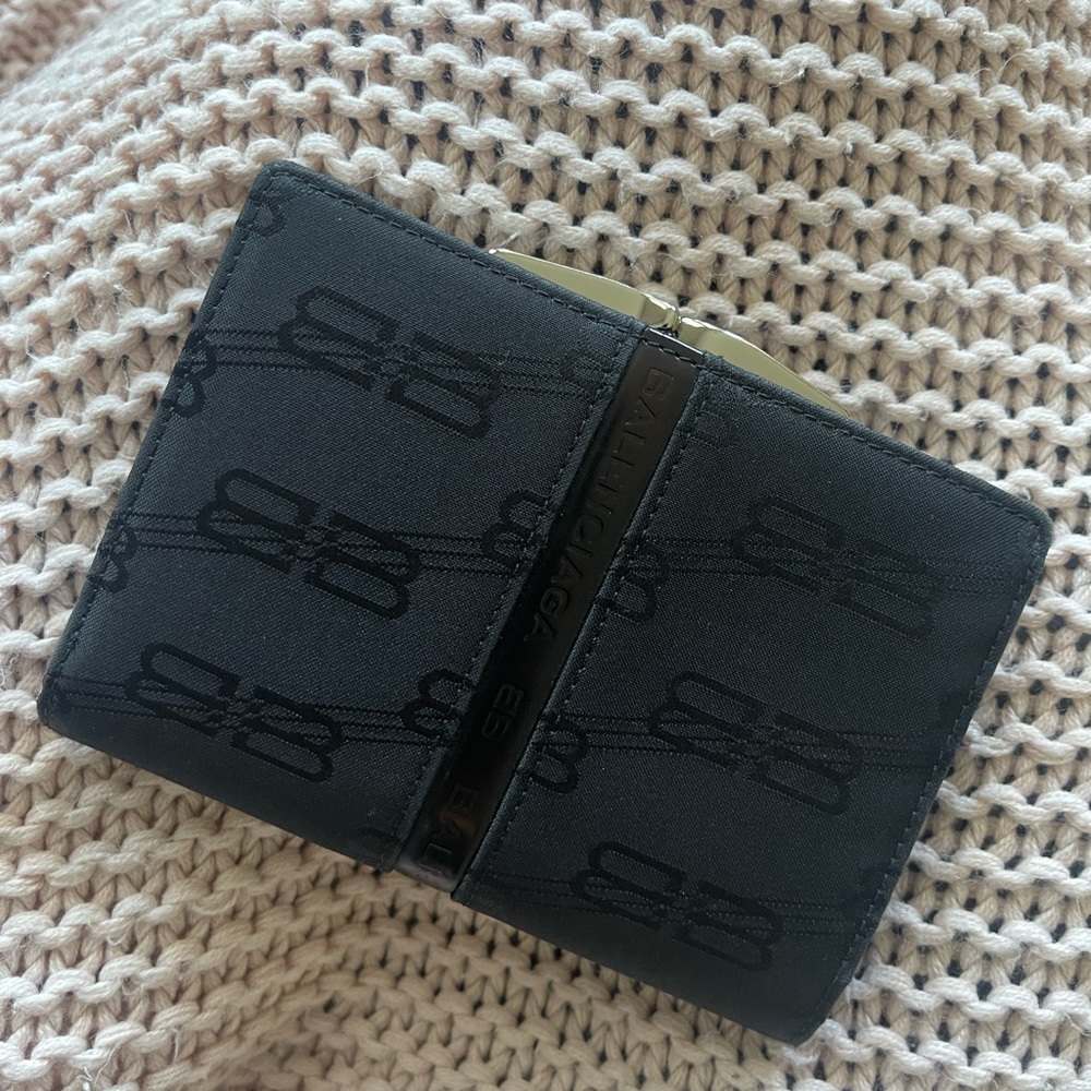Balenciaga kisslock wallet